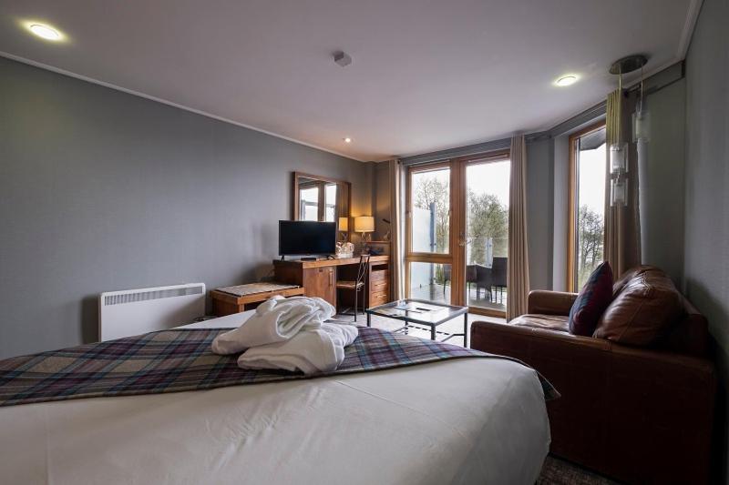 The Lodge On Loch Lomond Hotel ลุสส์ ภายนอก รูปภาพ