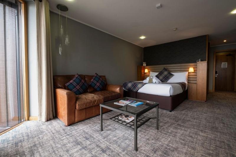 The Lodge On Loch Lomond Hotel ลุสส์ ภายนอก รูปภาพ